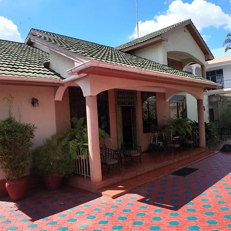 Korona House Hotel Аруша Екстериор снимка