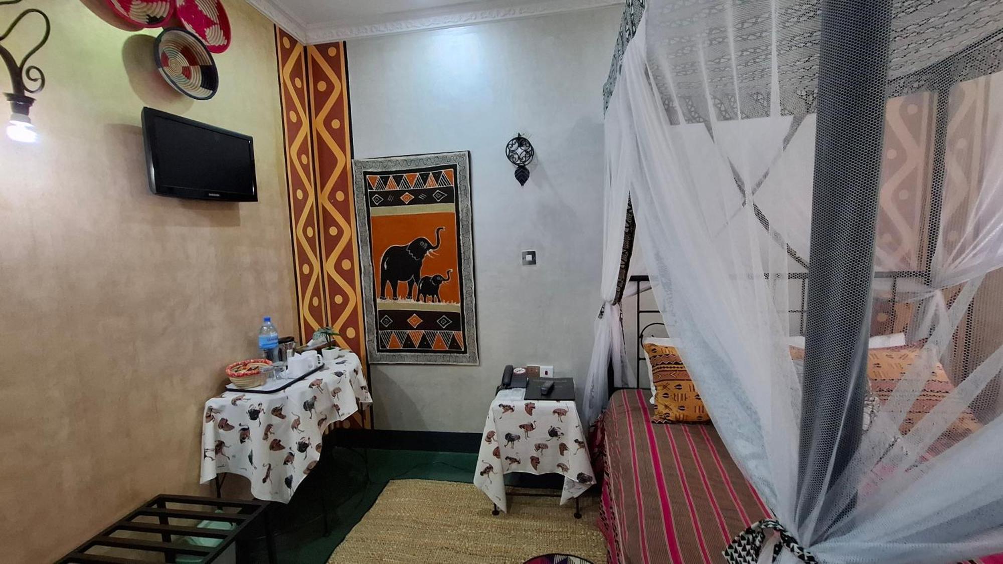 Korona House Hotel Аруша Екстериор снимка